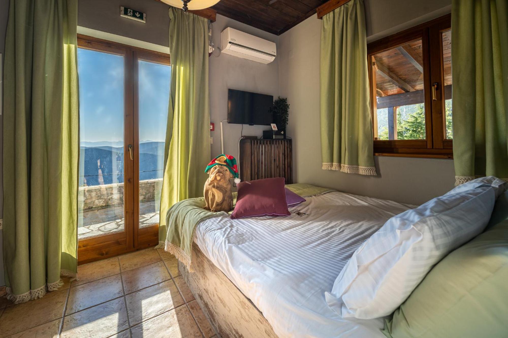 Rock Dandy Deluxe Chalet In Arachova - Delphi, Sauna, Prv Parking, Amazing View Exterior photo